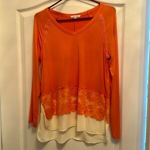 Long sleeve top. Small coral